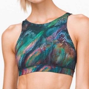 Lululemon High Neck Energy Bra Size 4